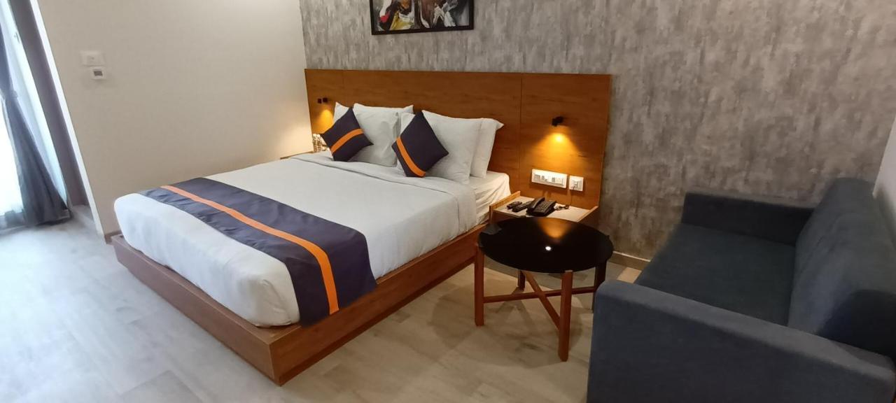 Comfort Inn , Statue Of Unity Kevadia Kültér fotó