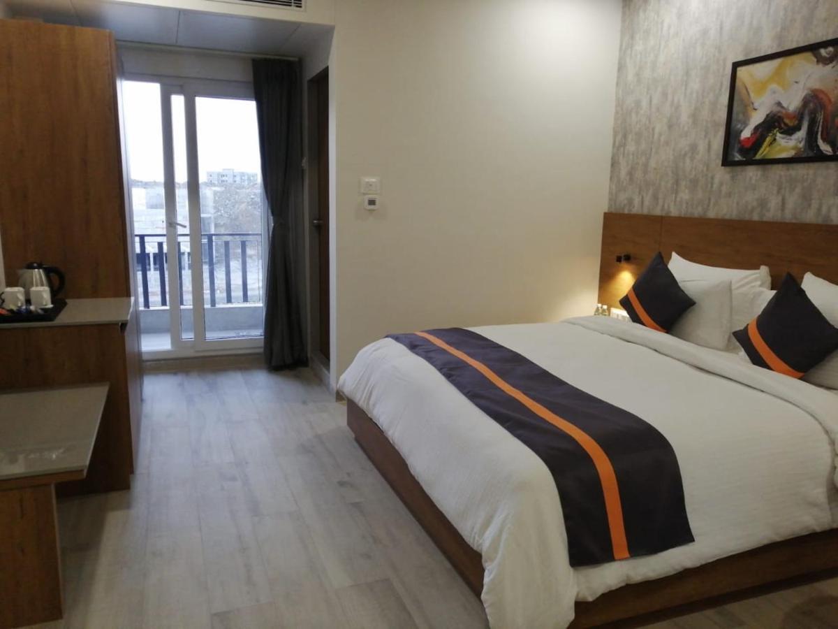 Comfort Inn , Statue Of Unity Kevadia Kültér fotó