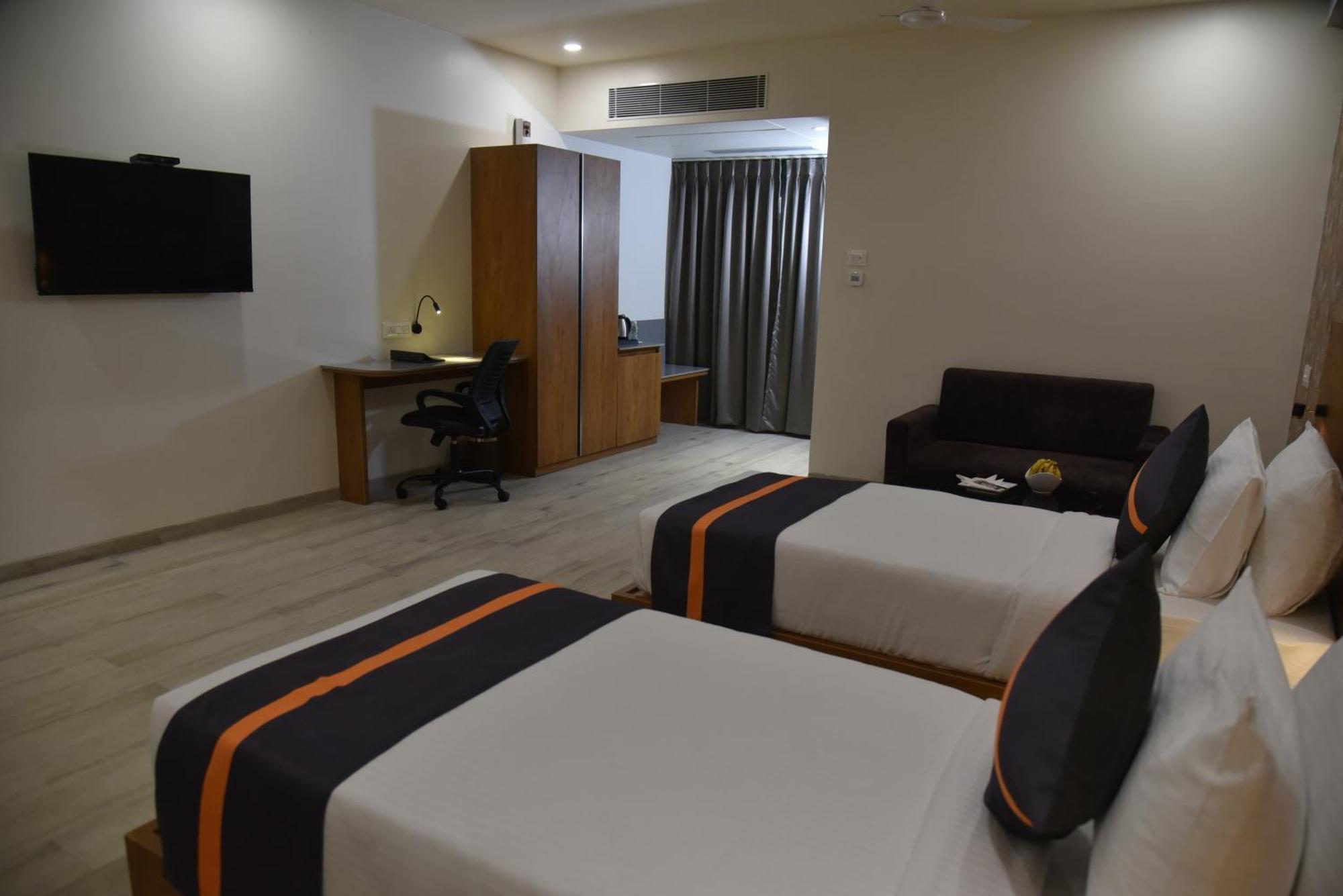 Comfort Inn , Statue Of Unity Kevadia Kültér fotó